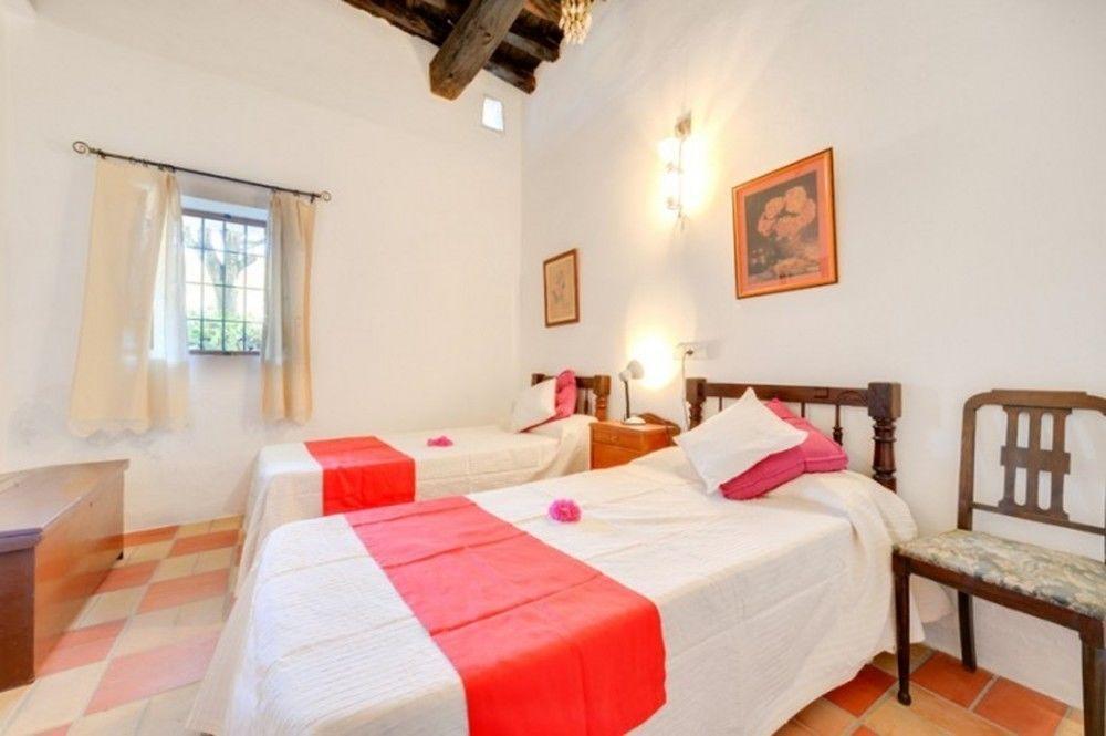 Country house Can Sastre *